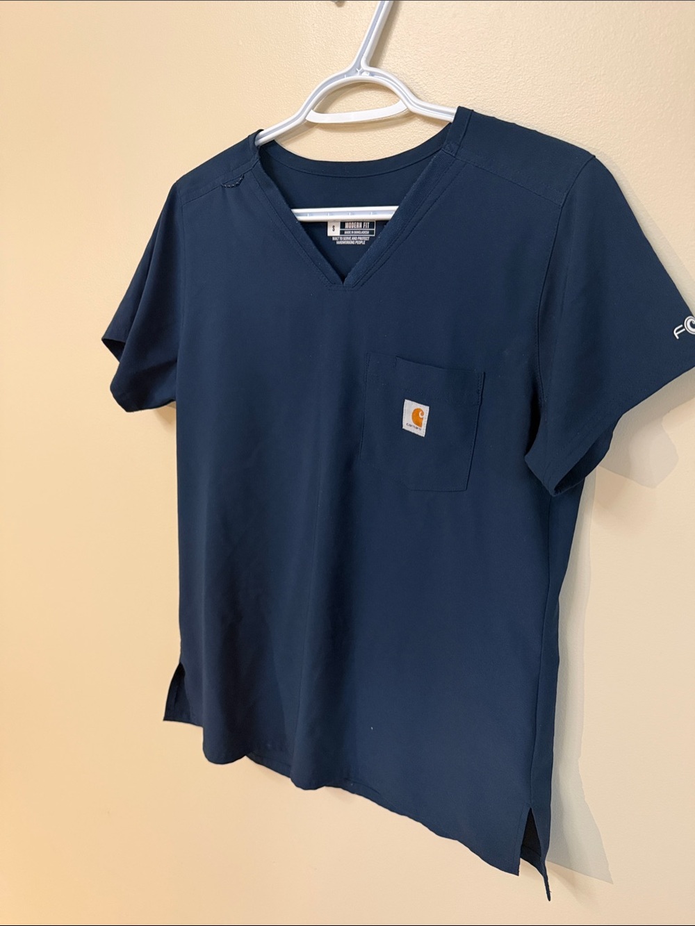 Carhartt Navy Short-Sleeve V-Neck Pocket Scrub Top